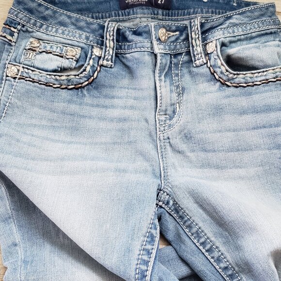 Miss Me Capri Jeans Women's Mid Rise Chunky Metallic Seams Light Wash 27 - Picture 5 of 12